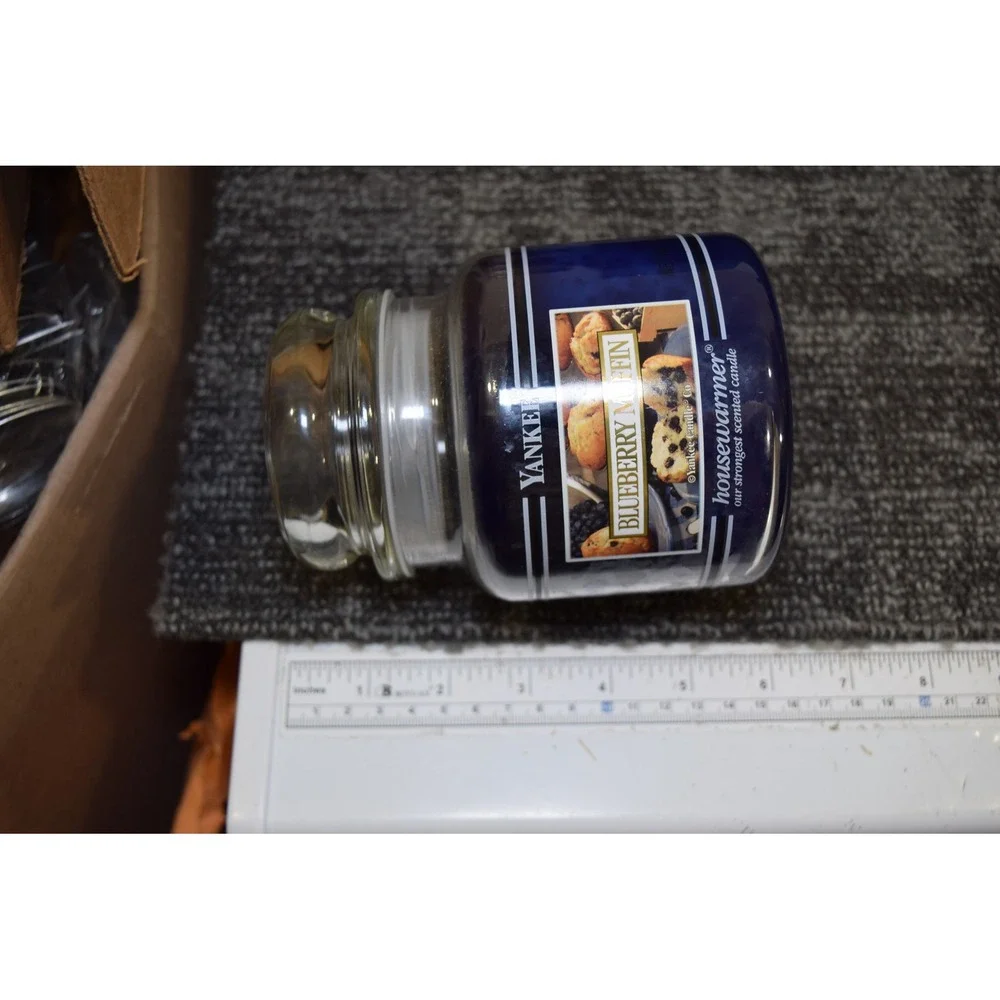 Yankee Candle Blueberry Muffin Housewarmer Scented Jar Candle 14.5oz